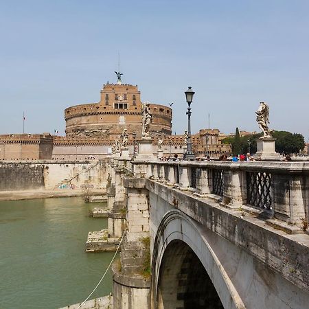 Navona, Old Rome Lodge ภายนอก รูปภาพ