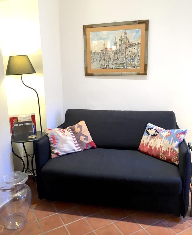 Navona, Old Rome Lodge ภายนอก รูปภาพ