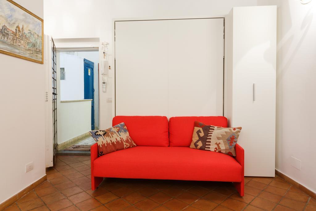 Navona, Old Rome Lodge ภายนอก รูปภาพ